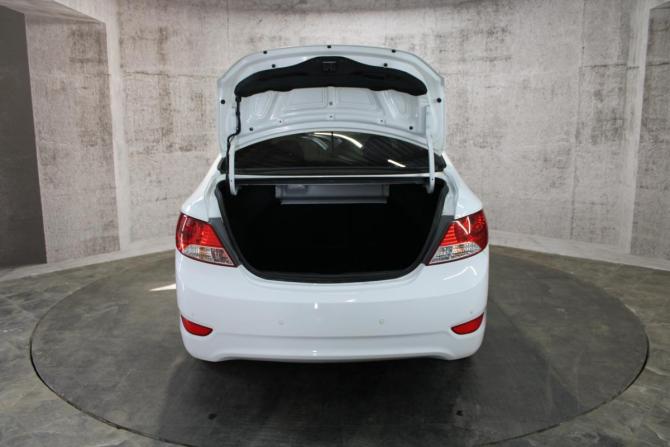 Hyundai Solaris I с пробегом 2013 года, цена 772 000 рублей, 138426 км, седан, Автокод Объявления