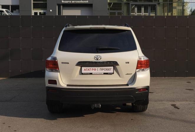 Toyota Highlander II (XU40) Рестайлинг с пробегом 2012 года, цена 2 185 000 рублей, 182983 км, внедорожник, Автокод Объявления