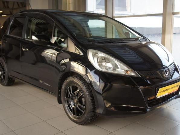 Honda Fit II с пробегом 2012 года, цена 899 000 рублей, 99000 км, хэтчбек, Автокод Объявления