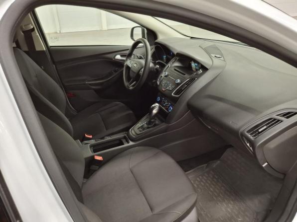 Ford Focus III Рестайлинг с пробегом 2018 года, цена 1 050 000 рублей, 127243 км, хэтчбек, Автокод Объявления