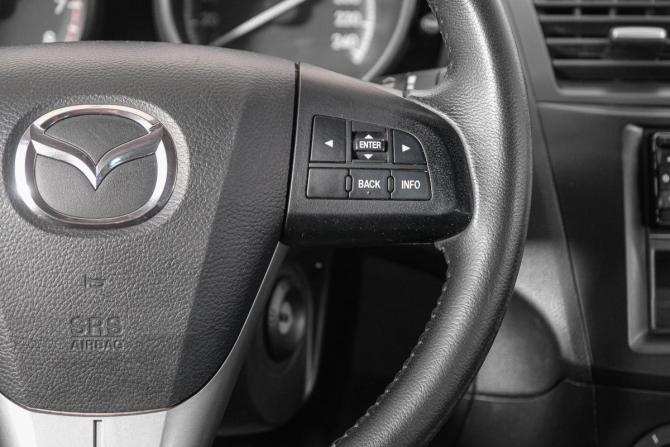 Mazda 3 II (BL) Рестайлинг с пробегом 2013 года, цена 959 000 рублей, 215000 км, седан, Автокод Объявления