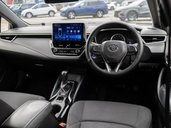 Toyota Corolla XII (E210) с пробегом 2018 года, цена 1 599 000 рублей, 180533 км, хэтчбек, Автокод Объявления