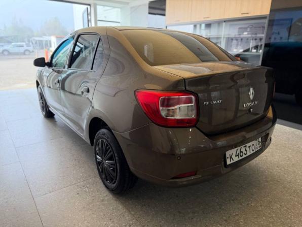 Renault Logan II Рестайлинг с пробегом 2018 года, цена 605 600 рублей, 241965 км, седан, Автокод Объявления