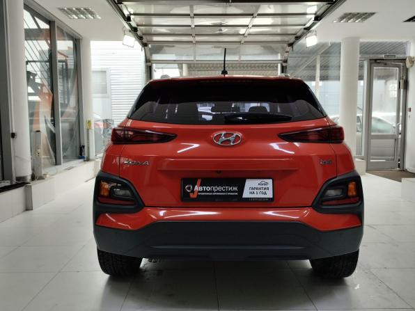 Hyundai Kona I с пробегом 2018 года, цена 1 900 000 рублей, 119700 км, внедорожник, Автокод Объявления