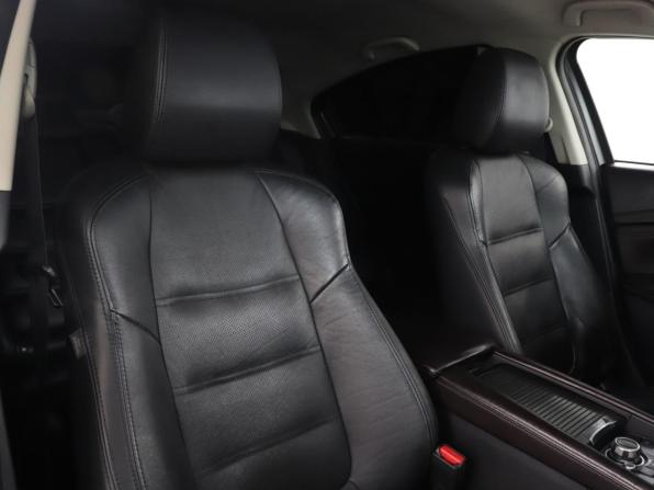 Mazda 6 III (GJ) Рестайлинг с пробегом 2015 года, цена 1 549 900 рублей, 196772 км, седан, Автокод Объявления