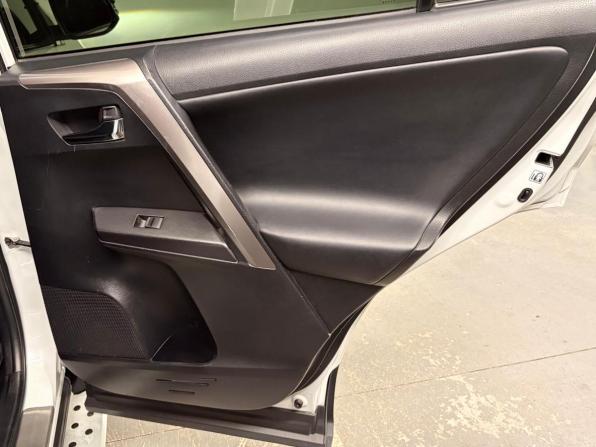 Toyota RAV4 IV (XA40) Рестайлинг с пробегом 2019 года, цена 2 250 000 рублей, 249504 км, внедорожник, Автокод Объявления