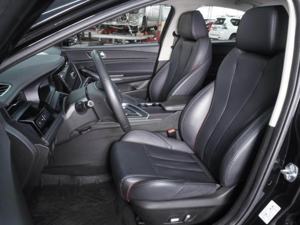 Omoda S5 с пробегом 2023 года, цена 1 579 999 рублей, 43892 км, седан, Автокод Объявления