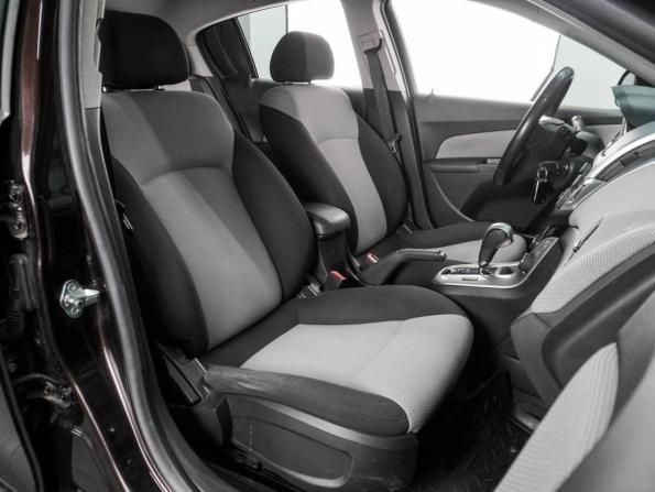 Chevrolet Cruze I Рестайлинг с пробегом 2013 года, цена 819 000 рублей, 209339 км, хэтчбек, Автокод Объявления
