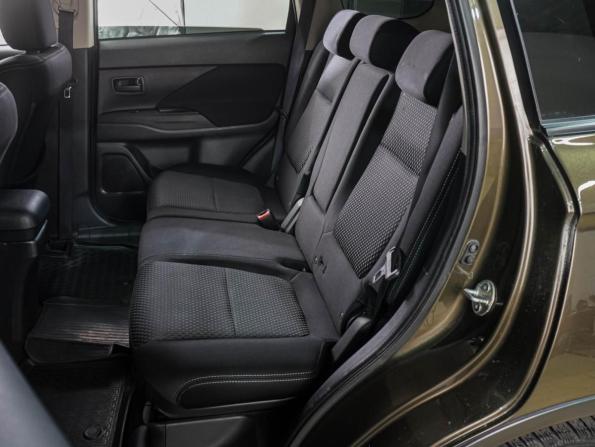 Mitsubishi Outlander III Рестайлинг 2 с пробегом 2017 года, цена 1 699 000 рублей, 179653 км, внедорожник, Автокод Объявления