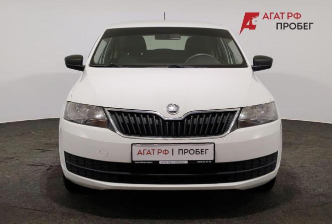 Skoda Rapid I с пробегом 2015 года, цена 700 000 рублей, 200144 км, лифтбек, Автокод Объявления