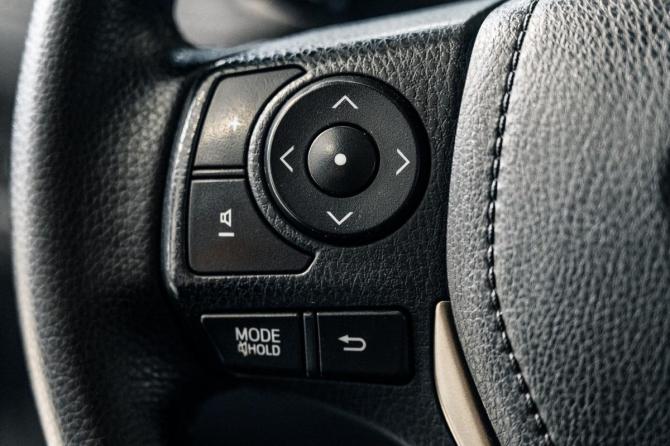 Toyota RAV4 IV (XA40) с пробегом 2013 года, цена 1 670 000 рублей, 201699 км, внедорожник, Автокод Объявления