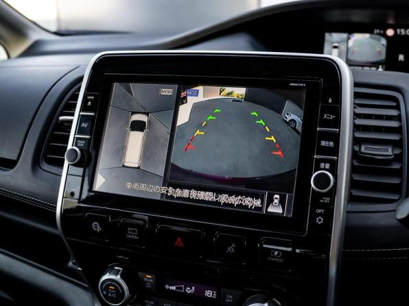 Nissan Serena V (C27) с пробегом 2018 года, цена 2 465 000 рублей, 122506 км, минивэн, Автокод Объявления