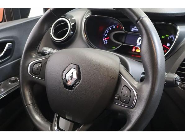 Renault Kaptur I с пробегом 2017 года, цена 1 649 000 рублей, 59637 км, внедорожник, Автокод Объявления
