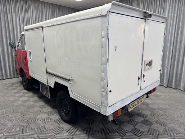 Mazda Bongo III с пробегом 1995 года, цена 650 000 рублей, 230945 км, фургон, Автокод Объявления