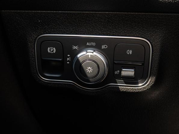 Mercedes-Benz GLB I (X247) с пробегом 2020 года, цена 3 300 000 рублей, 113593 км, внедорожник, Автокод Объявления