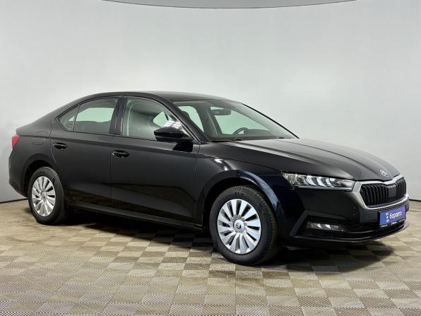 Skoda Octavia IV (A8) с пробегом 2022 года, цена 2 350 000 рублей, 74918 км, лифтбек, Автокод Объявления