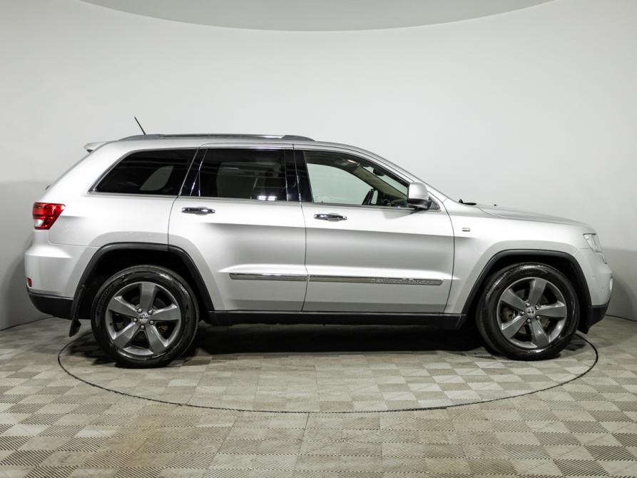 Jeep Grand Cherokee IV (WK2) Санкт-Петербург  - изображение 4