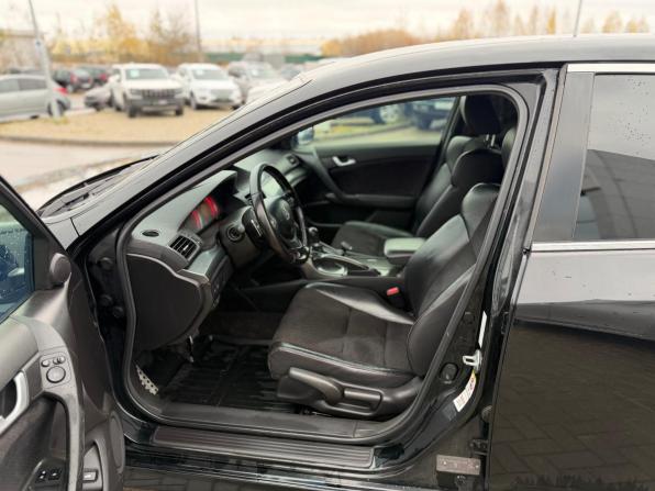 Honda Accord VIII Рестайлинг с пробегом 2012 года, цена 1 450 000 рублей, 186542 км, седан, Автокод Объявления