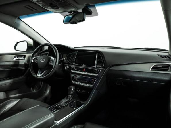 Hyundai Sonata VII (LF) Рестайлинг с пробегом 2017 года, цена 2 069 000 рублей, 60230 км, седан, Автокод Объявления