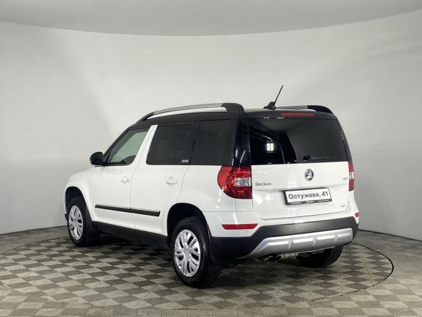 Skoda Yeti I Рестайлинг с пробегом 2017 года, цена 1 550 000 рублей, 113478 км, внедорожник, Автокод Объявления