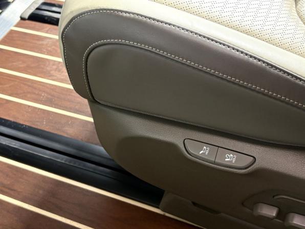 Kia Carnival IV с пробегом 2022 года, цена 6 396 000 рублей, 31868 км, минивэн, Автокод Объявления