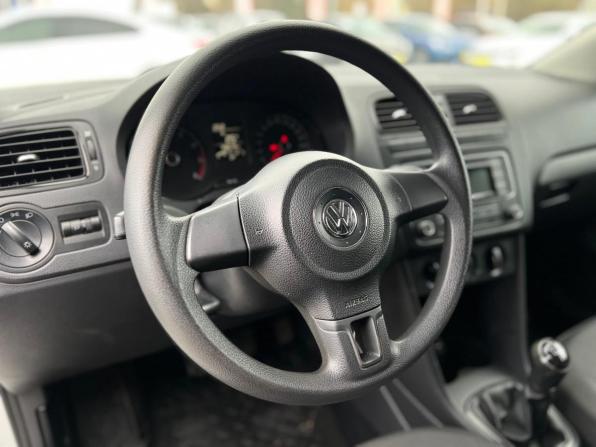 Volkswagen Polo V с пробегом 2014 года, цена 720 000 рублей, 198700 км, седан, Автокод Объявления