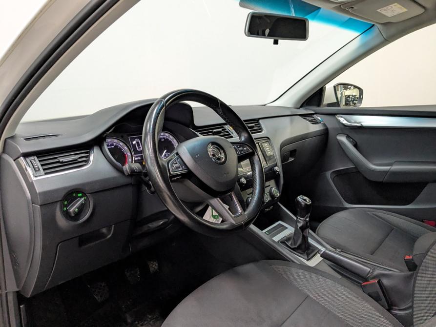 Skoda Octavia III (A7) Рестайлинг Москва  - изображение 26