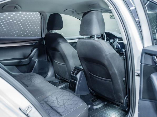 Skoda Octavia III (A7) Рестайлинг с пробегом 2019 года, цена 1 700 000 рублей, 162966 км, лифтбек, Автокод Объявления