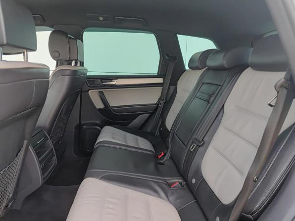 Volkswagen Touareg II Рестайлинг с пробегом 2017 года, цена 2 650 000 рублей, 202083 км, внедорожник, Автокод Объявления