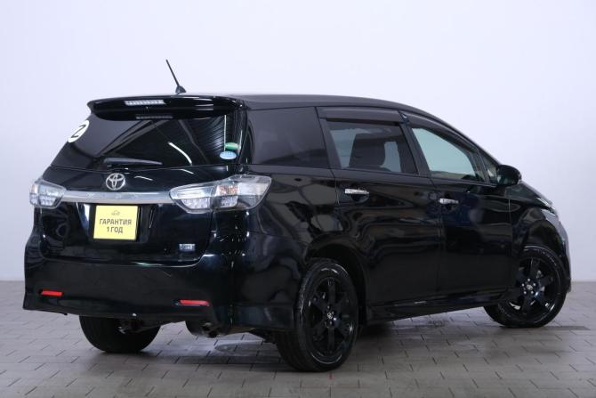 Toyota Wish II Рестайлинг с пробегом 2012 года, цена 1 249 000 рублей, 152000 км, минивэн, Автокод Объявления