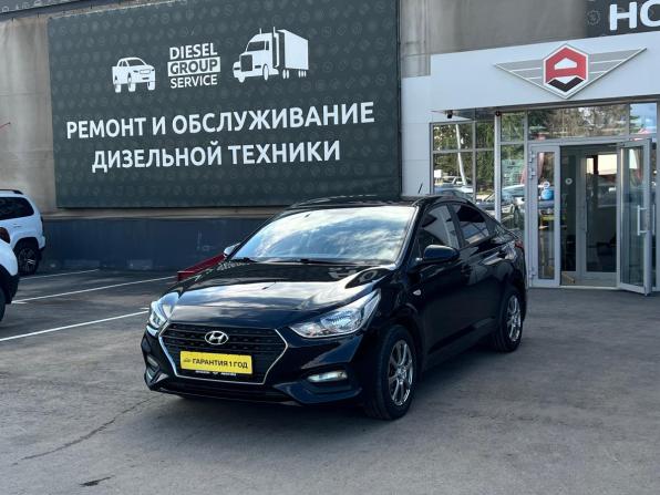Hyundai Solaris II с пробегом 2018 года, цена 1 350 000 рублей, 120429 км, седан, Автокод Объявления