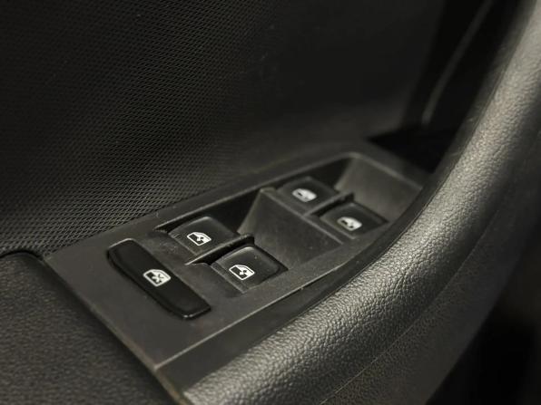 Skoda Rapid II с пробегом 2020 года, цена 999 000 рублей, 284000 км, лифтбек, Автокод Объявления