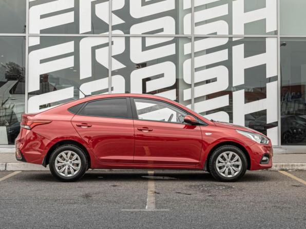 Hyundai Solaris II с пробегом 2019 года, цена 1 469 000 рублей, 90074 км, седан, Автокод Объявления