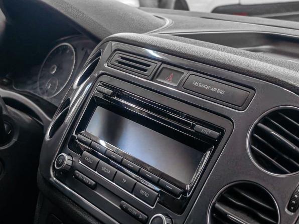 Volkswagen Tiguan I Рестайлинг с пробегом 2013 года, цена 1 299 900 рублей, 179000 км, внедорожник, Автокод Объявления