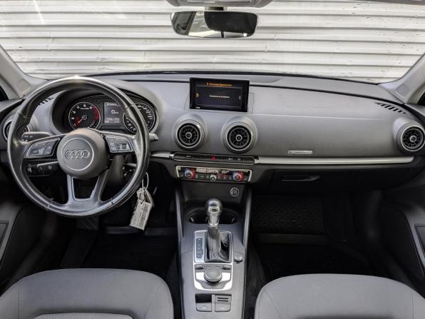 Audi A3 III (8V) Рестайлинг с пробегом 2019 года, цена 2 100 000 рублей, 117035 км, седан, Автокод Объявления