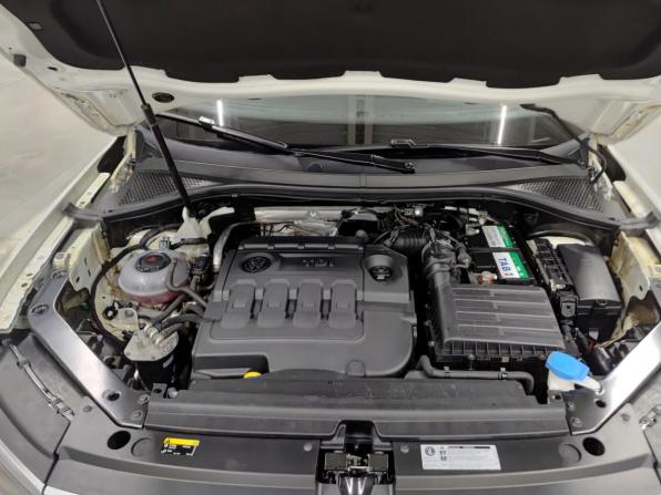 Volkswagen Tiguan II с пробегом 2017 года, цена 2 640 000 рублей, 127557 км, внедорожник, Автокод Объявления