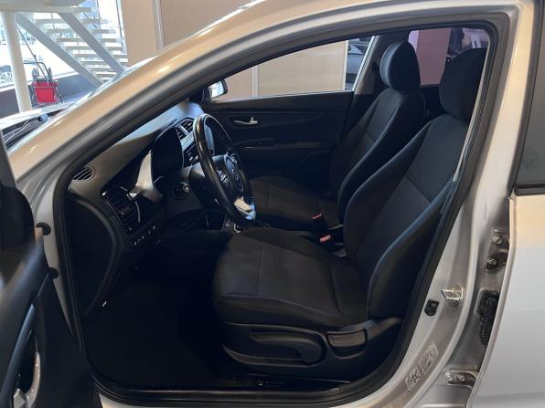 Kia Rio IV Рестайлинг с пробегом 2021 года, цена 1 395 000 рублей, 135838 км, хэтчбек, Автокод Объявления