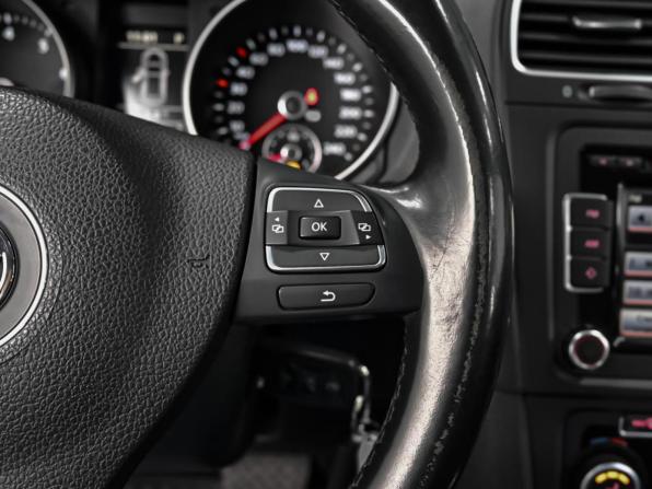 Volkswagen Golf VI с пробегом 2012 года, цена 815 000 рублей, 233084 км, хэтчбек, Автокод Объявления