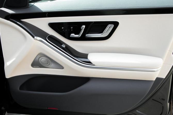 Mercedes-Benz S-Класс VII (W223) с пробегом 2021 года, цена 13 990 000 рублей, 5250 км, седан, Автокод Объявления