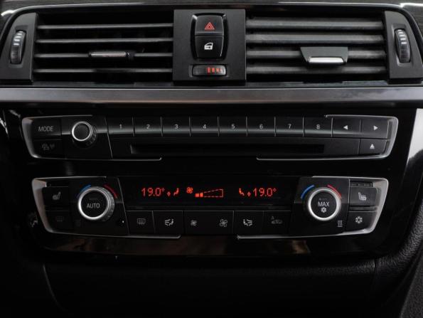 BMW 3 серии VI (F3x) с пробегом 2012 года, цена 2 070 000 рублей, 173412 км, седан, Автокод Объявления