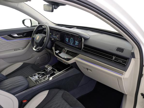 Hongqi HS5 I с пробегом 2023 года, цена 2 650 000 рублей, 43310 км, внедорожник, Автокод Объявления