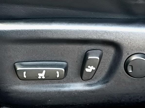 Toyota RAV4 IV (XA40) с пробегом 2013 года, цена 2 159 000 рублей, 112500 км, внедорожник, Автокод Объявления