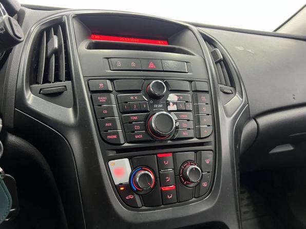 Opel Astra J с пробегом 2011 года, цена 599 000 рублей, 164374 км, хэтчбек, Автокод Объявления