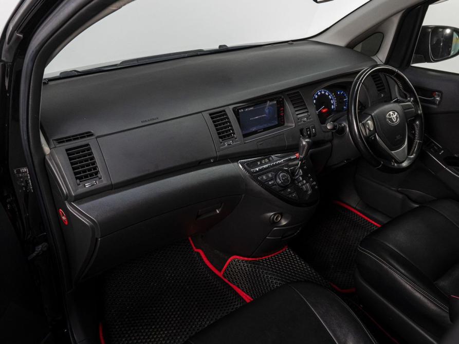 Toyota ISis I Рестайлинг Тюмень  - изображение 16