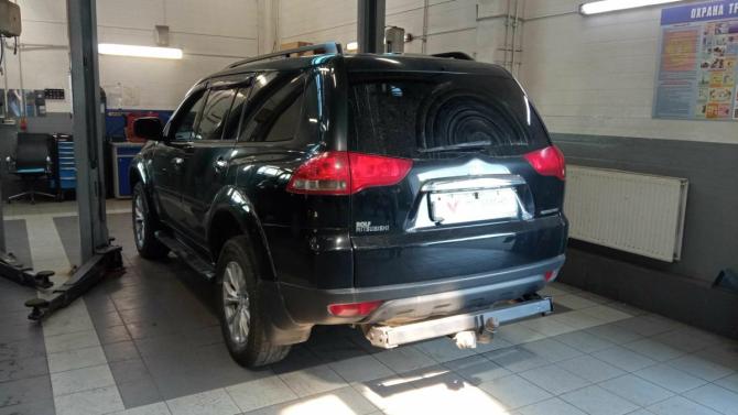 Mitsubishi Pajero Sport II Рестайлинг с пробегом 2014 года, цена 1 499 000 рублей, 146828 км, внедорожник, Автокод Объявления