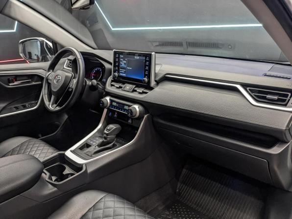 Toyota RAV4 V (XA50) с пробегом 2021 года, цена 2 955 000 рублей, 102299 км, внедорожник, Автокод Объявления