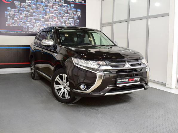 Mitsubishi Outlander III Рестайлинг 2 с пробегом 2015 года, цена 2 099 999 рублей, 120884 км, внедорожник, Автокод Объявления