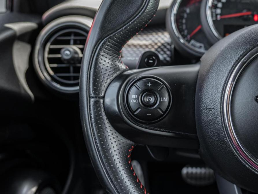 Mini Hatch III (F55/F56) Рестайлинг Краснодар  - изображение 17