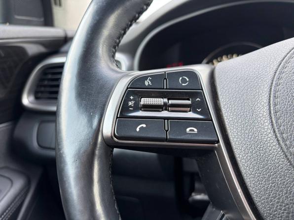 Kia Sorento III Prime Рестайлинг с пробегом 2019 года, цена 2 725 000 рублей, 159000 км, внедорожник, Автокод Объявления