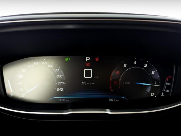 Peugeot 5008 II Рестайлинг с пробегом 2021 года, цена 3 165 000 рублей, 8200 км, внедорожник, Автокод Объявления